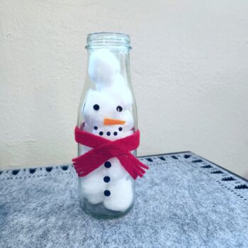 Snowman-themed winter activity for toddlers
